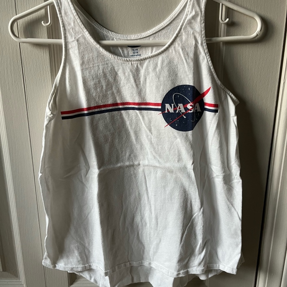 🔭Girl’s NASA tank top: